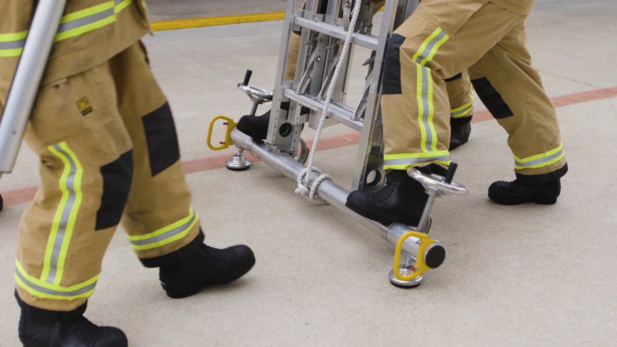 Operating an Angus 464 ladder – confined space | Videos & Movies on Vimeo