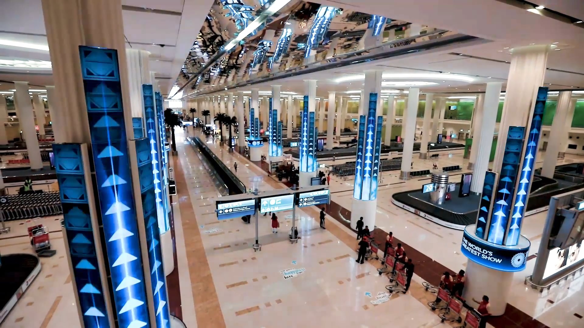 Dubai DXB Arrivals LED Installation on Vimeo