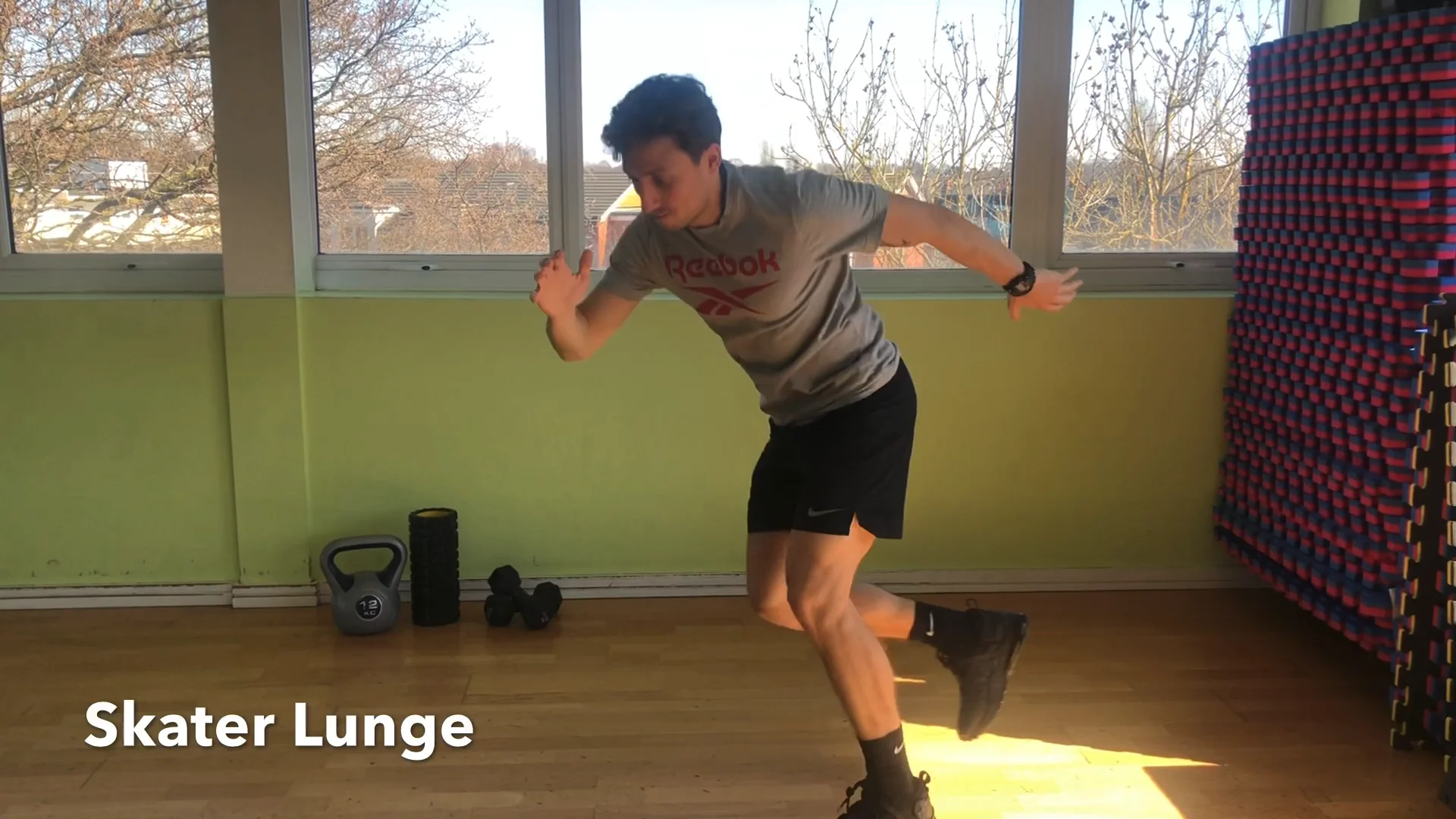 Skater lunges deals