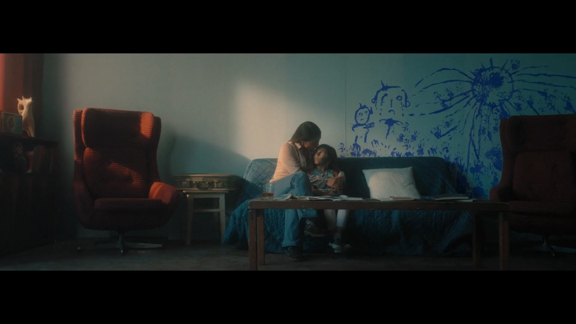 Nothing But Thieves - Sorry (Official Video)