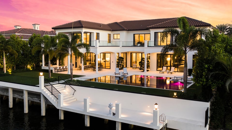royal palm yacht and country club real estate