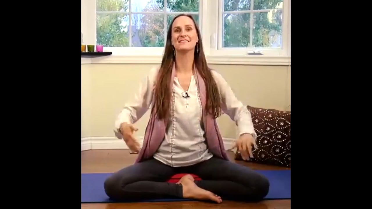 Jour 30. Yoga des sons - 5e chakra avec Maryse Lehoux (14 min)