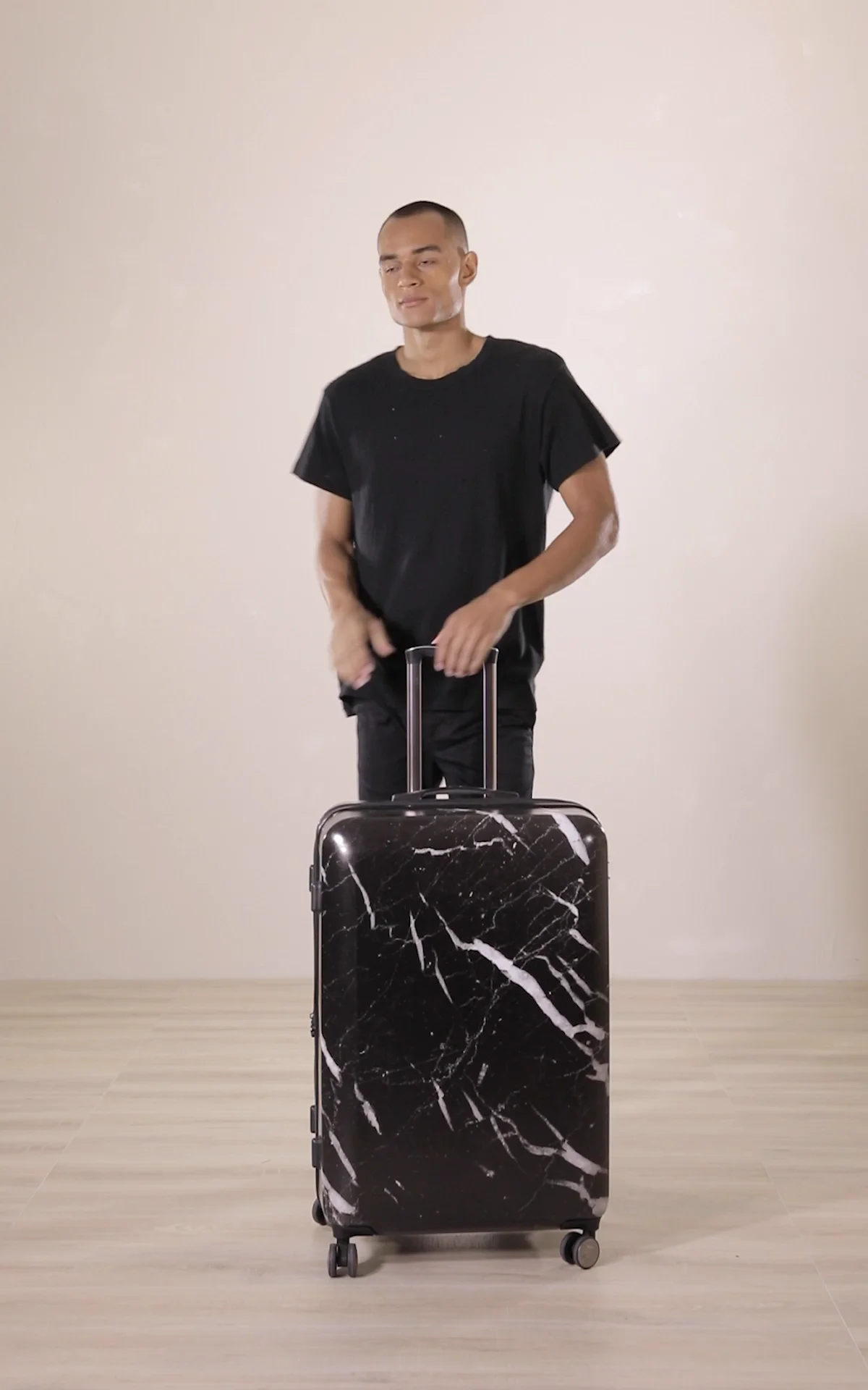 Astyll luggage online