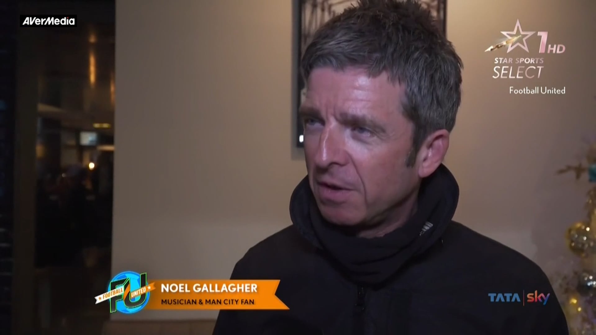 Manchester Derby Pitchside: Noel Gallagher, Micah Richards & Paul Dickov on Man City owners (w/ Sid Kohli)