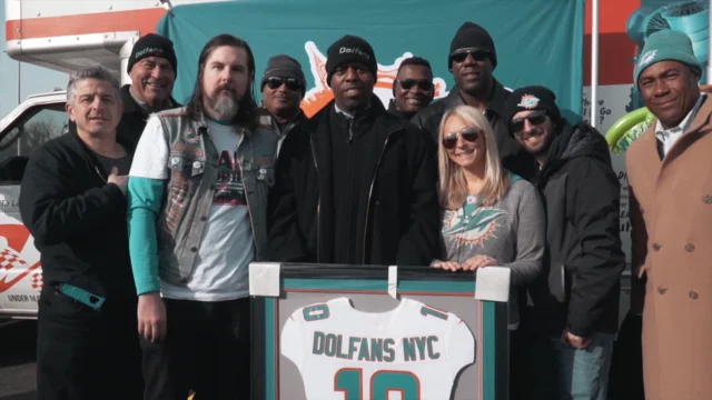 Miami Dolphins Fans in NYC - MurphGuide: NYC Bar Guide