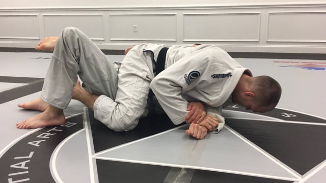 Mount- Figure 4 Armlock