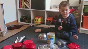 Ballmanetes manté el contacte amb els nens i nenes del centre