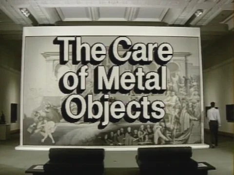 Caring for metal objects - Preventive conservation guidelines for