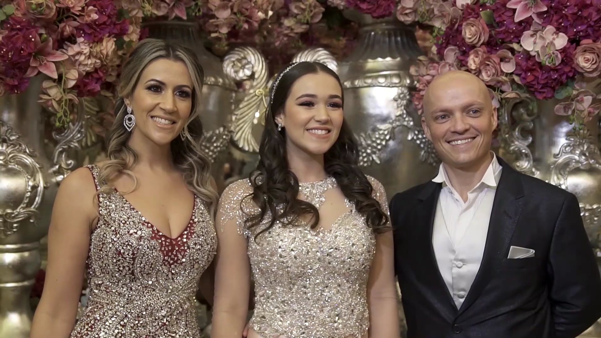 ANIVERSÁRIOS MANSÃO ADÉLIA PRADO - JULIA 15 ANOS