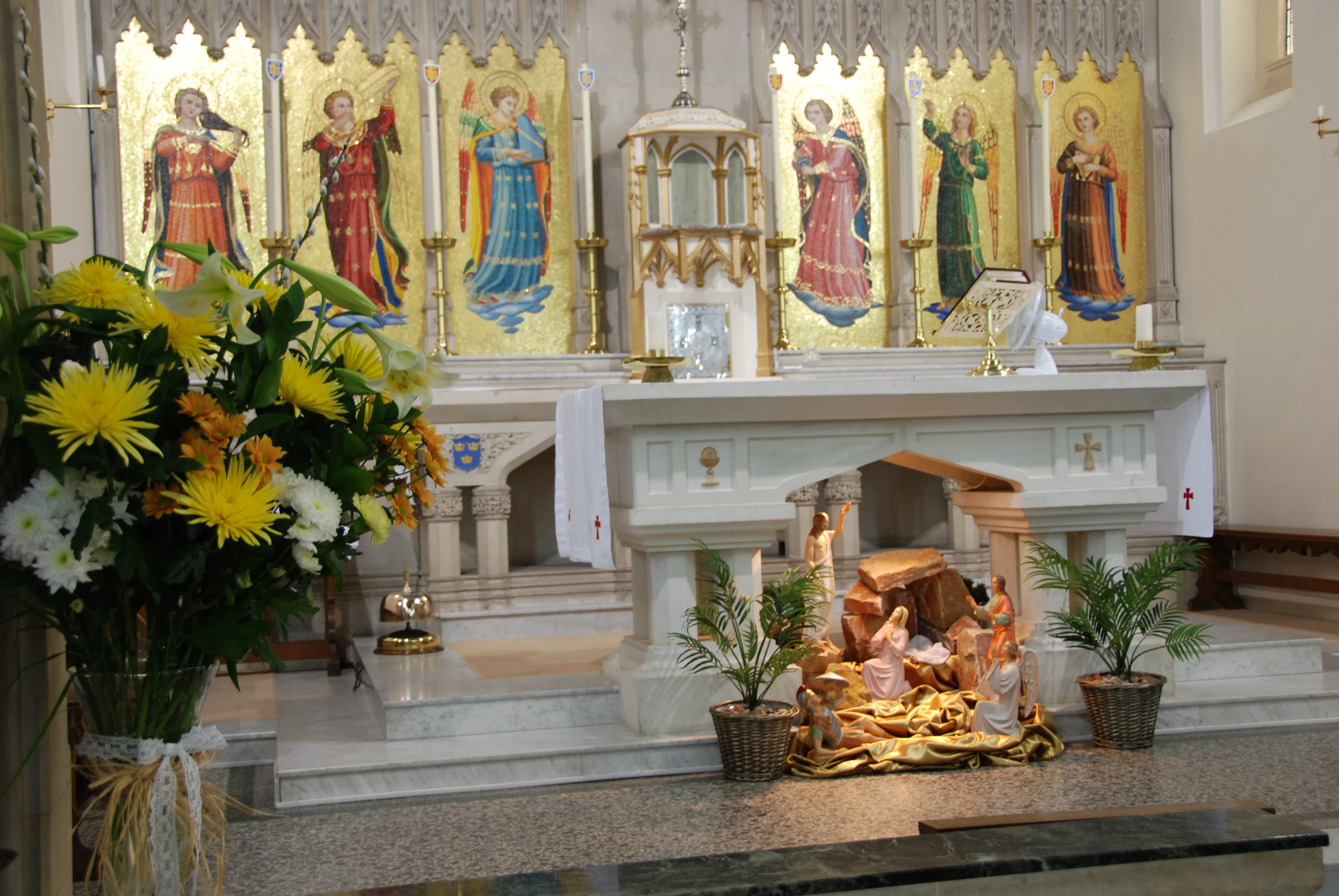 St Gerard Majella Catholic Church, Knowle Easter Vigil 11th April on Vimeo