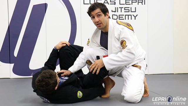 Knee Cut Pass Attempt to Lapel Guard Escape