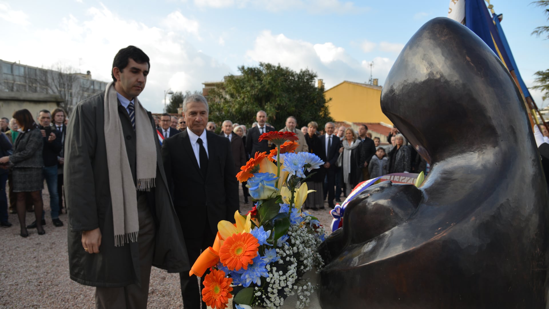 Inauguration d'un stèle à la mémoire du génocide Arméniens