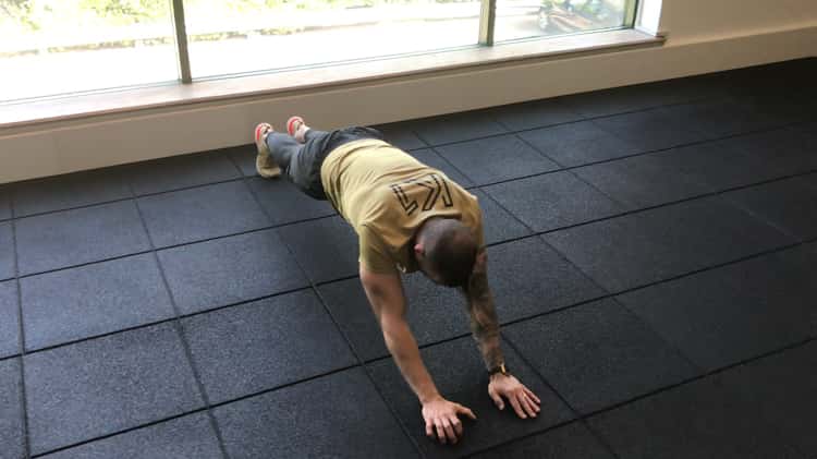 Bodyweight Skull Crusher From Feet