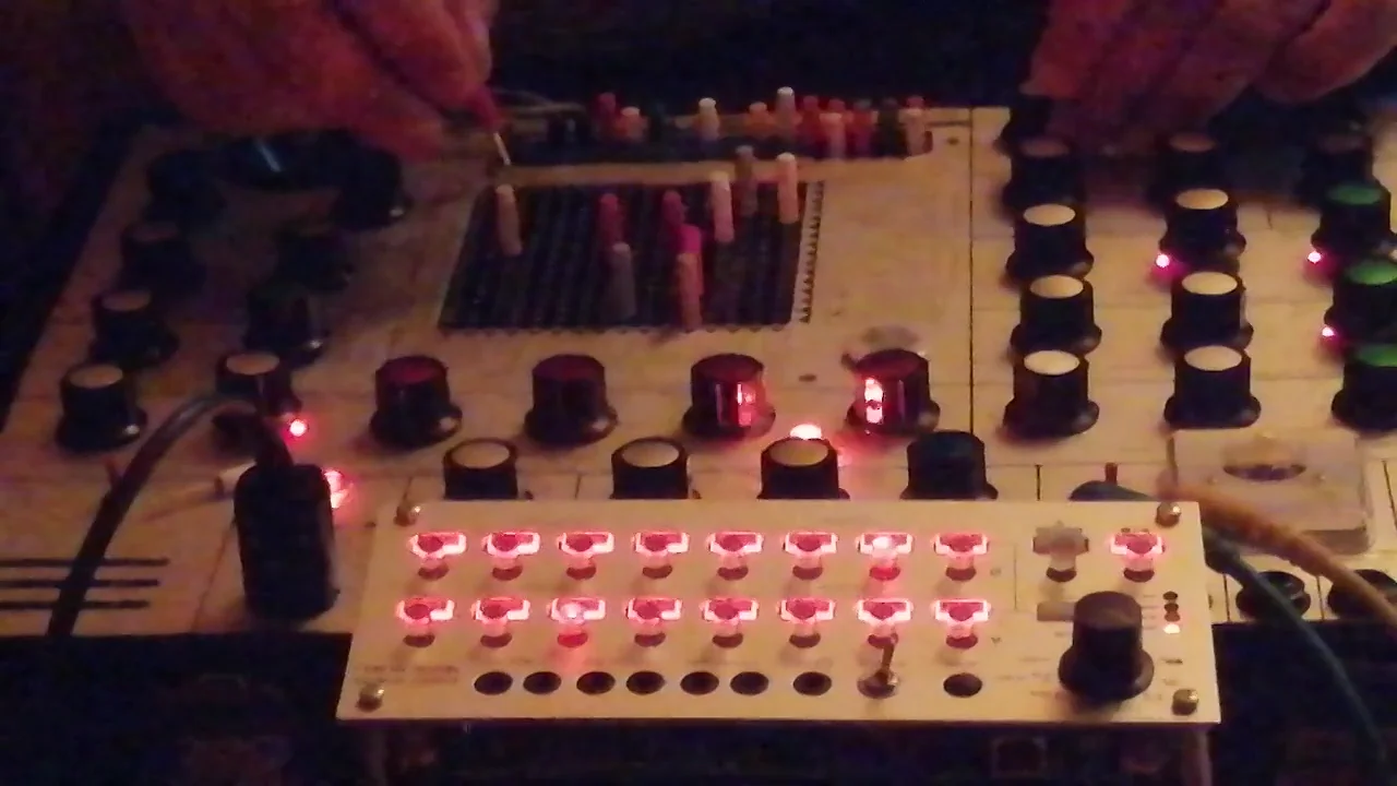 PORTABELLABZ - Every Synthi needs an SQ-1 Card
