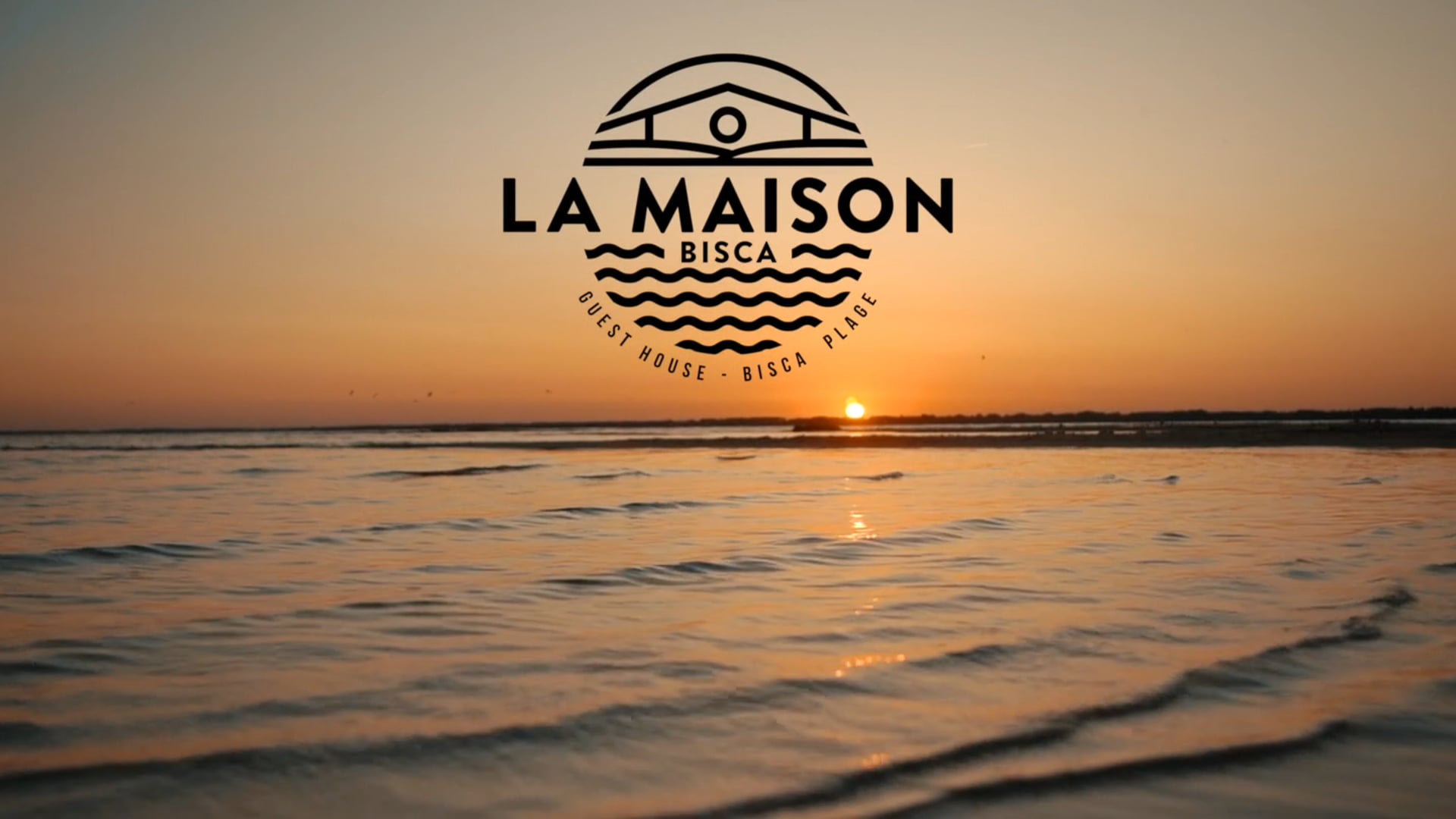 < FILM > - LA MAISON BISCA -