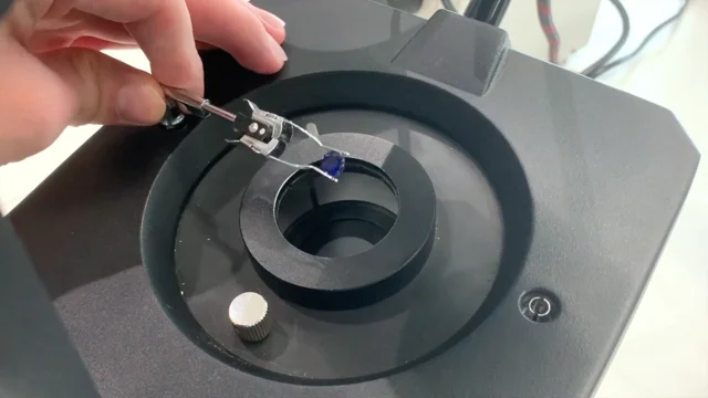 Learn to Use the Spectroscope (Video) - International Gem Society