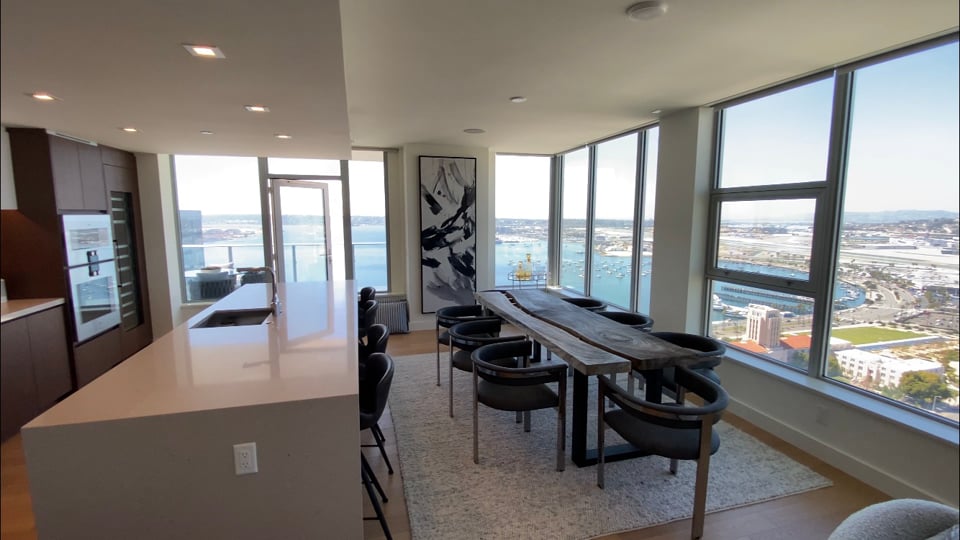 Savina Penthouse 3501 Downtown San Diego