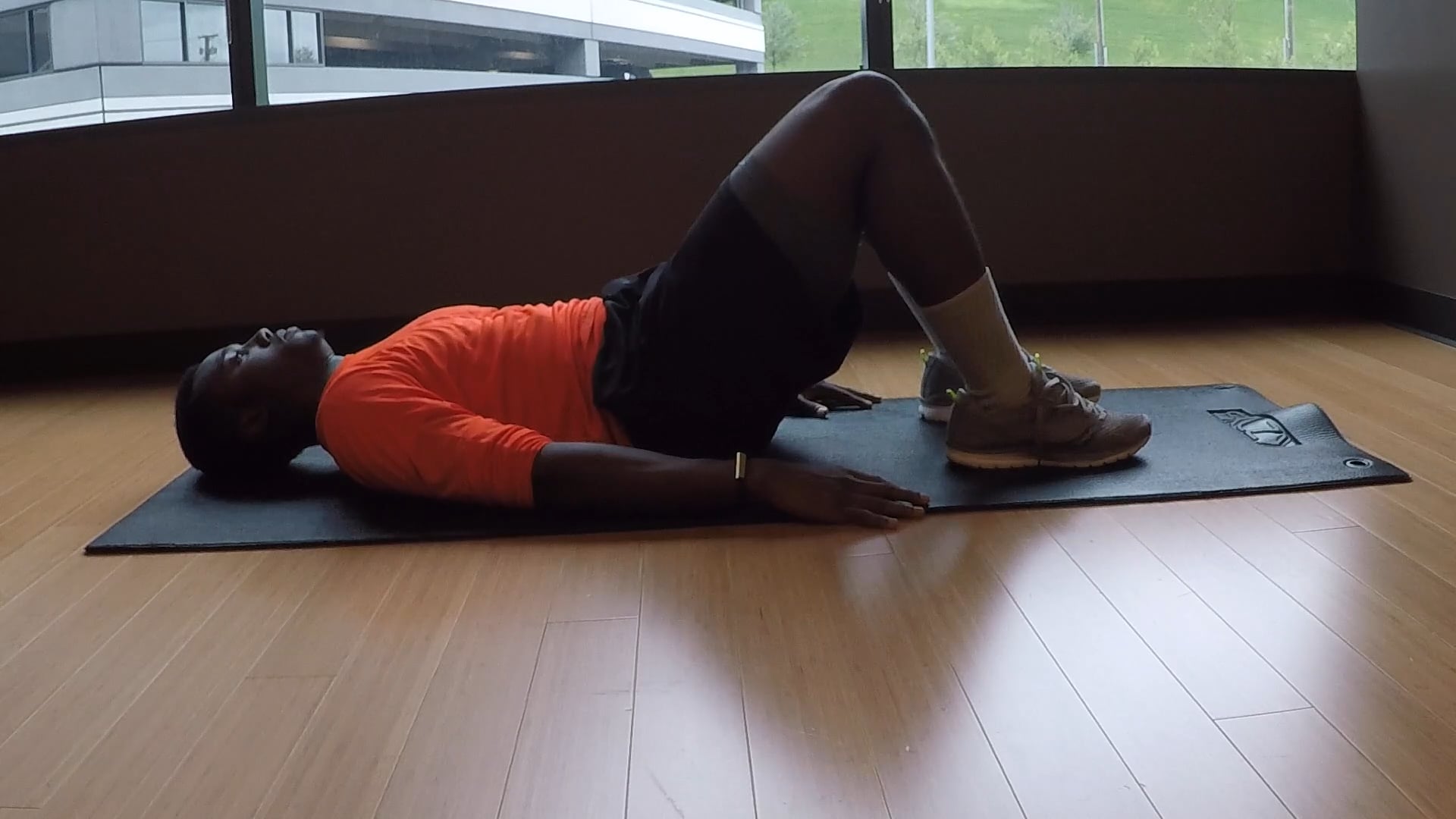 Glute Bridge for Reps on Vimeo
