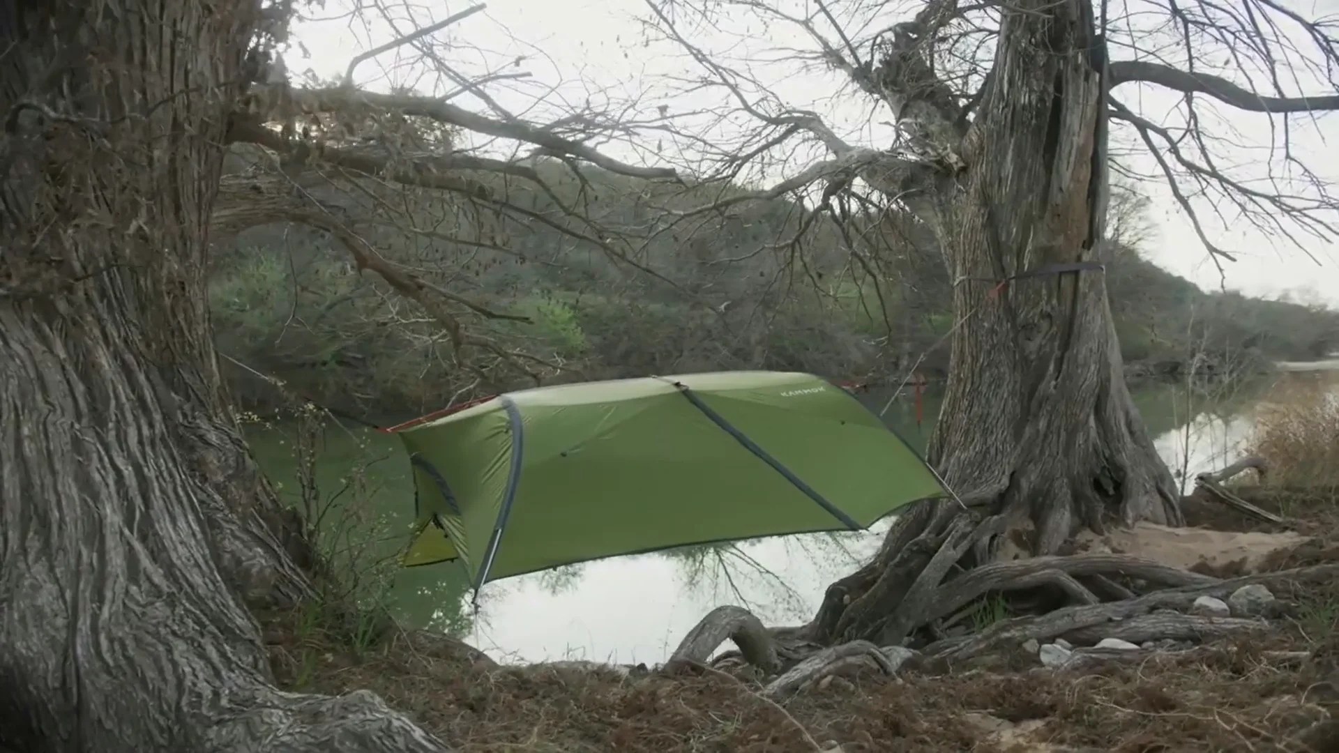 kammok sunda 2.0 transforms from tent to hammock in below 60 seconds