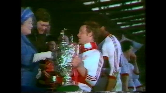 1980 Challenge Cup Final trophy lift & celebrations