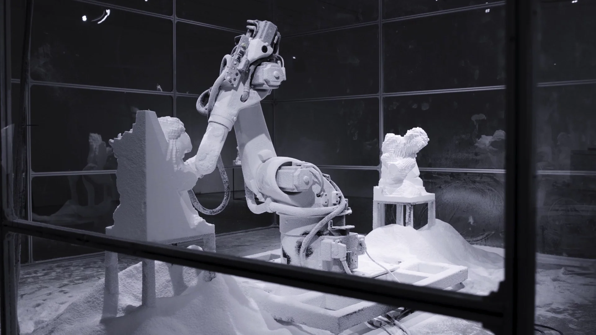 Fabrio Plessi:Opus Video Sculpture/ビデオ彫刻 商品の説明イタリアの