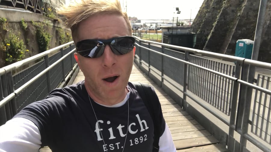 Eric looks for something big in Napoli Italy