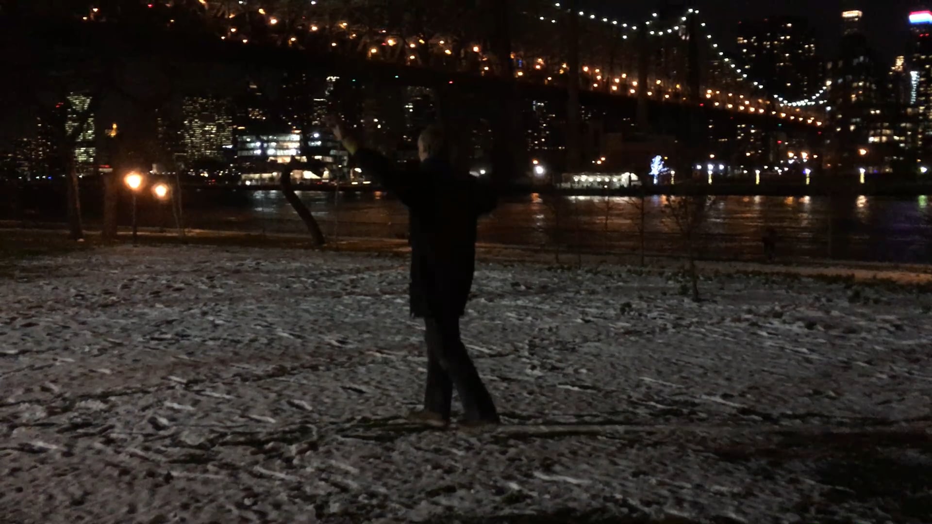 Walking a slackline over snow in NYC on Vimeo