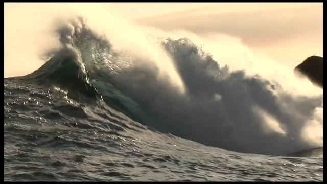 Stormr Surf Top on Vimeo