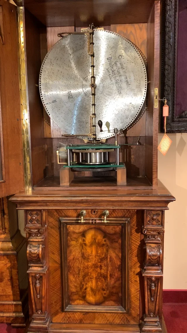 Symphonion 10 1/2-inch Coin-operated Disc Music Box