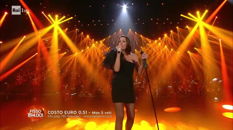 Sanremo 2019 - Anna Tatangelo canta Le nostre anime di notte on Vimeo