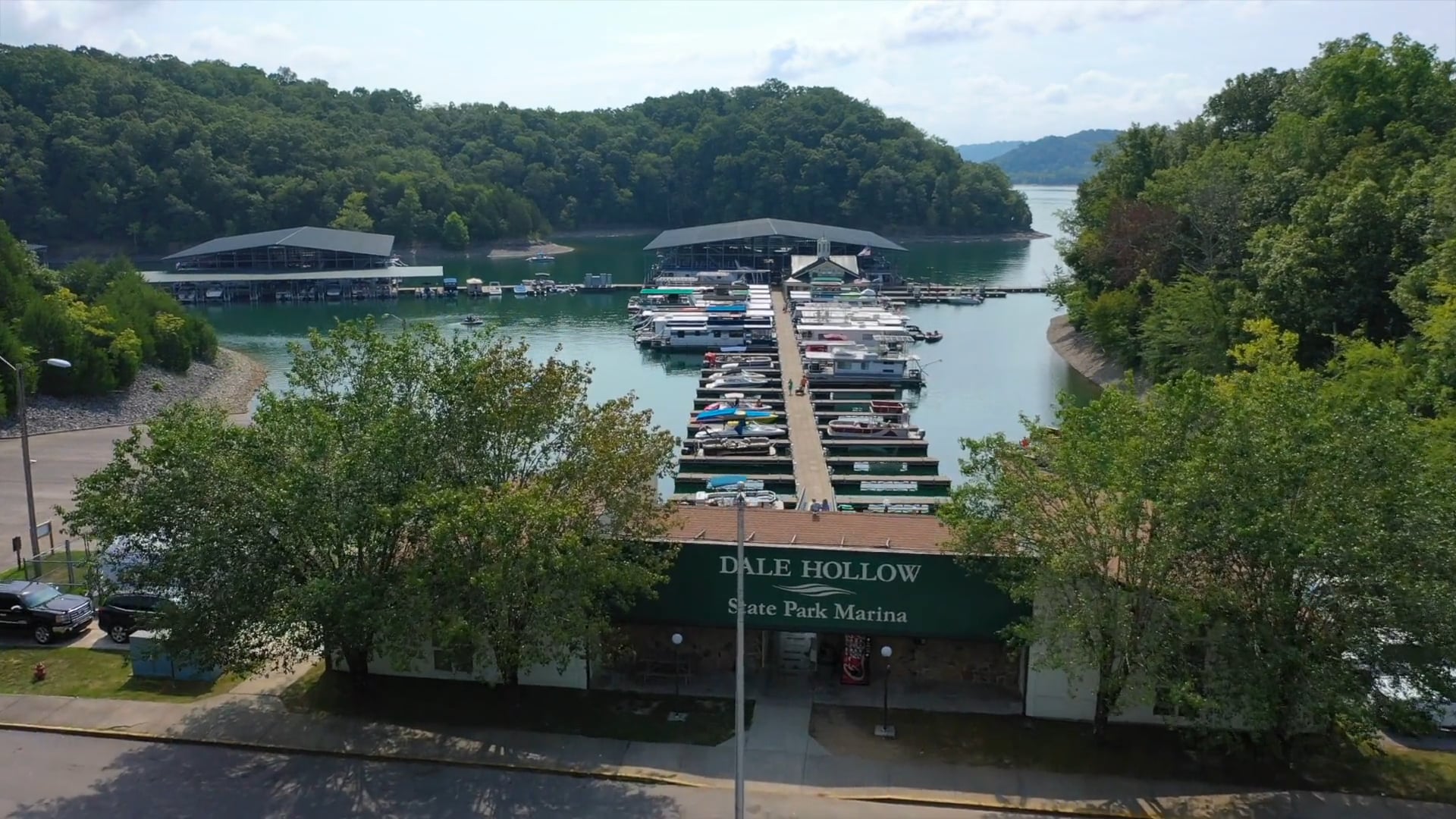 Dale Hollow State Park Marina on Vimeo