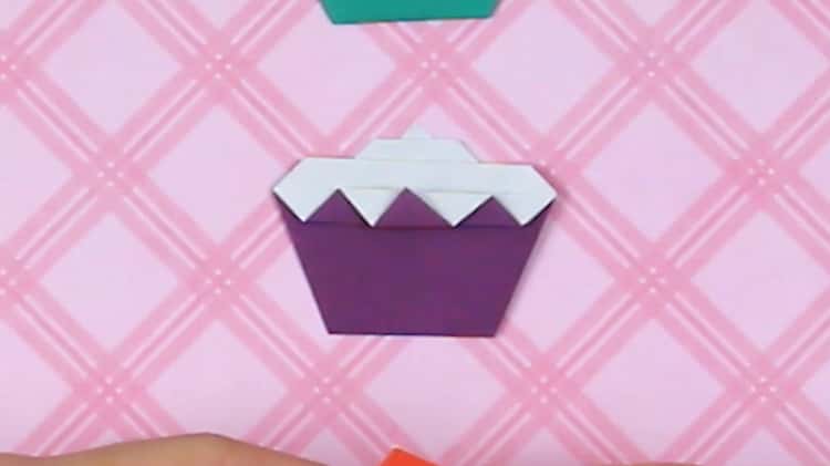 Hidden Surprise Cupcake by Nordic Ware on Vimeo