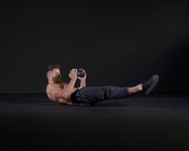 Boat Hold - Dumbbell