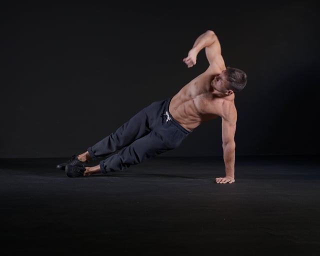 High Side Plank Reach Through