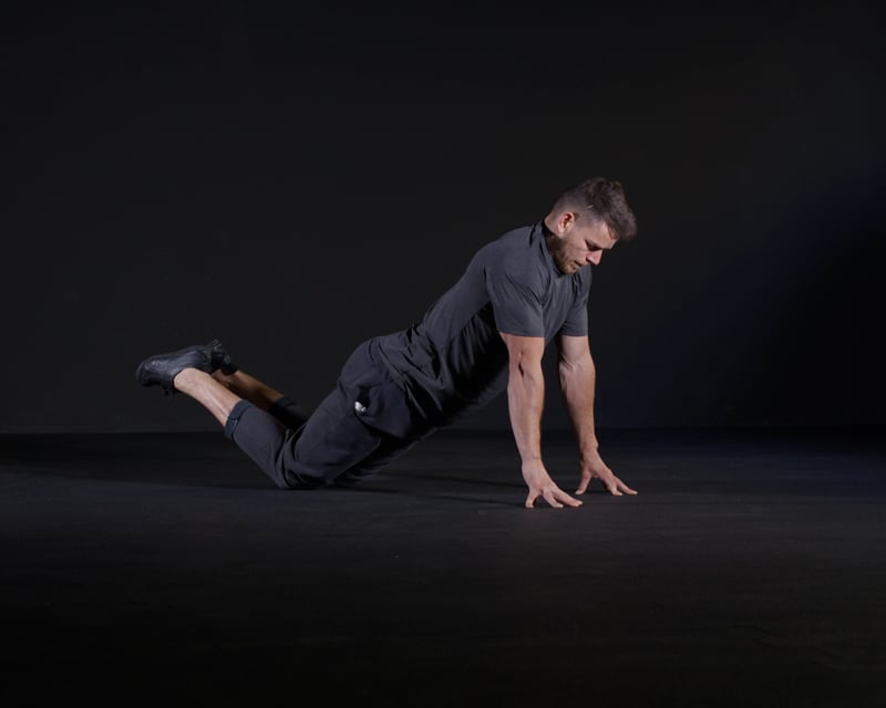 Fingers Knee Push Ups