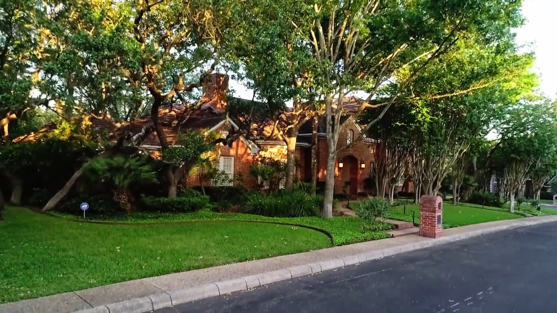2 Regency Row - Branded on Vimeo