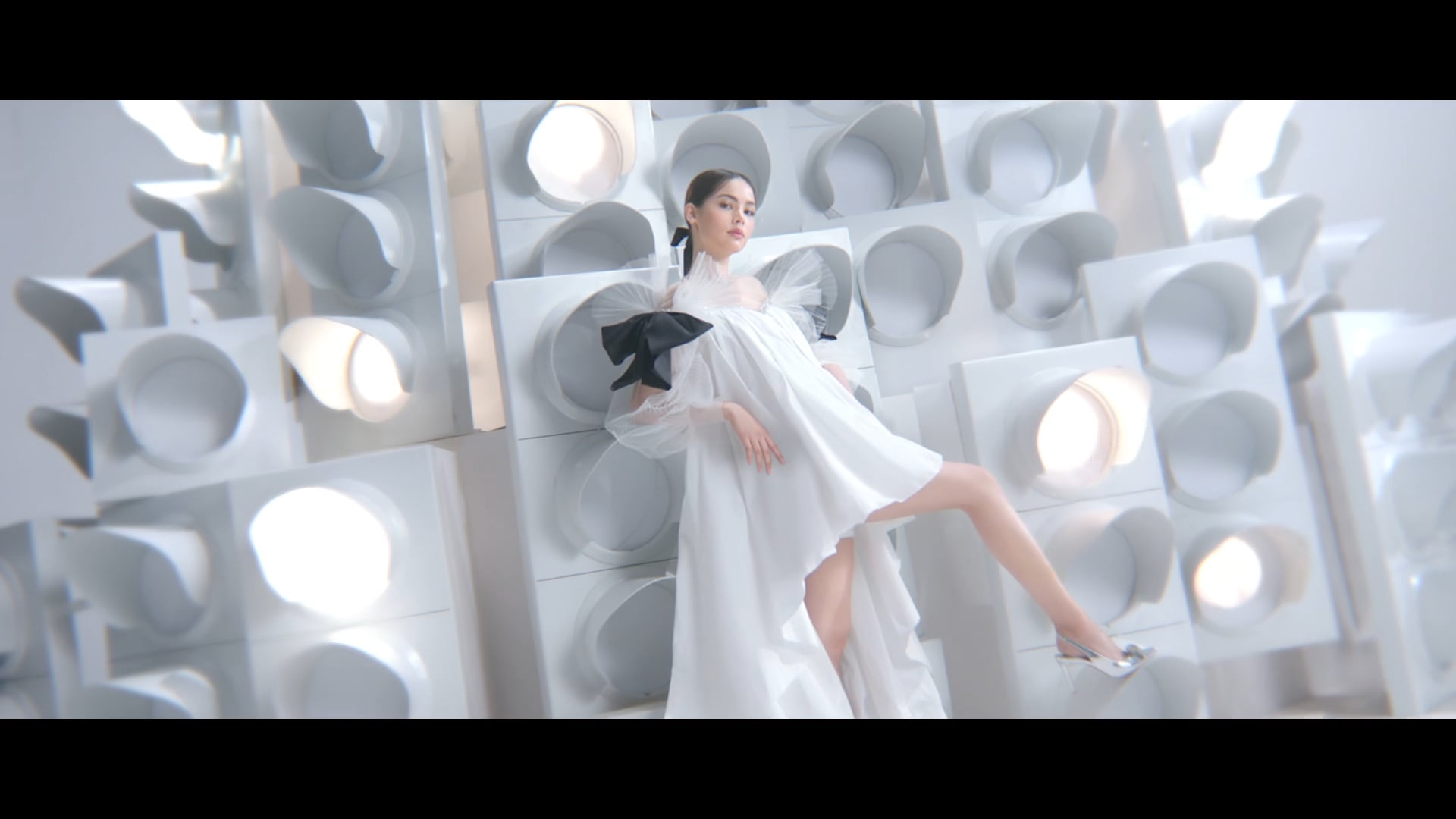 Snail White | Pollution