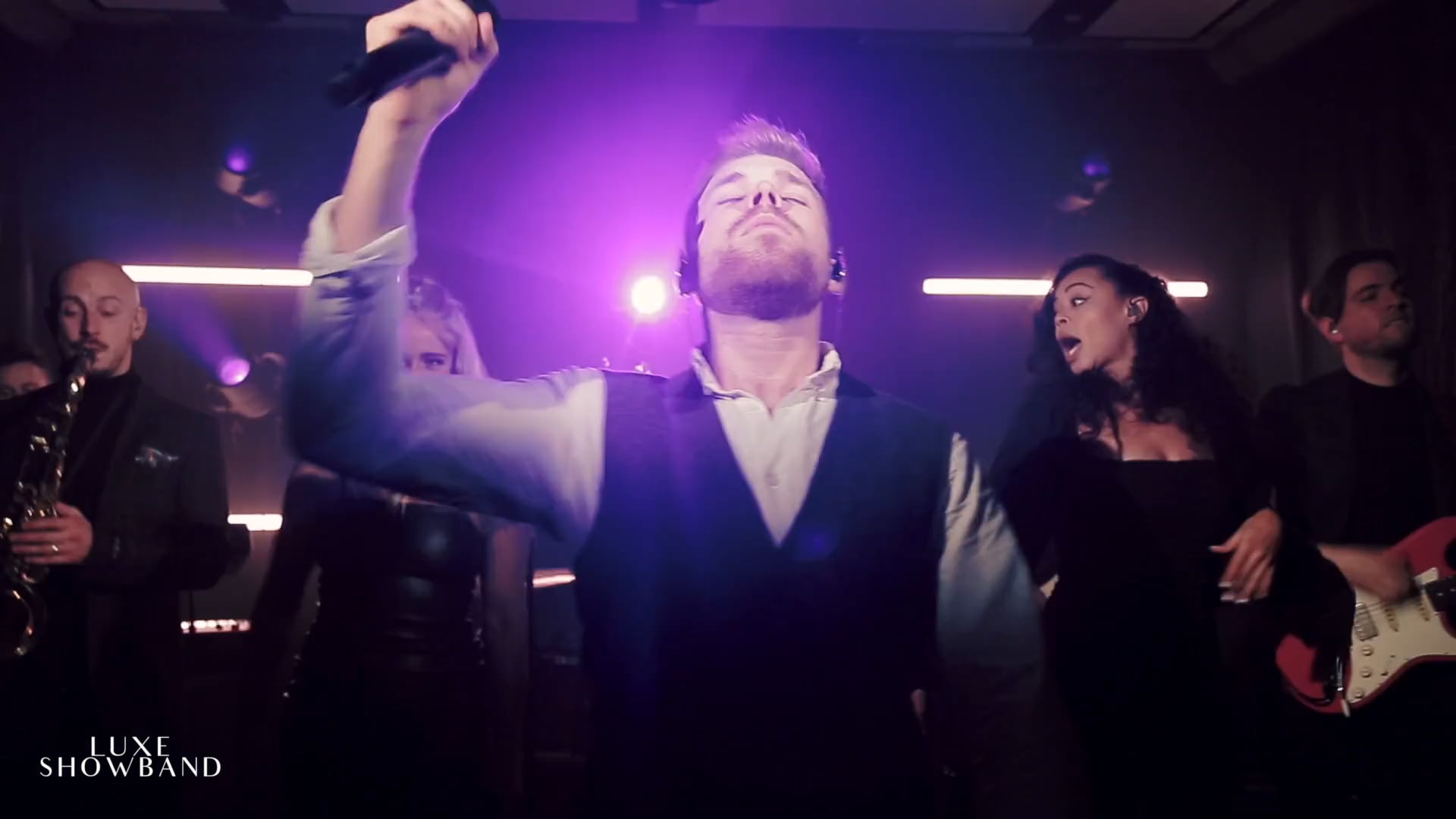 Shutup and Dance (Walk the Moon)  - Jay (The Luxe Showband)