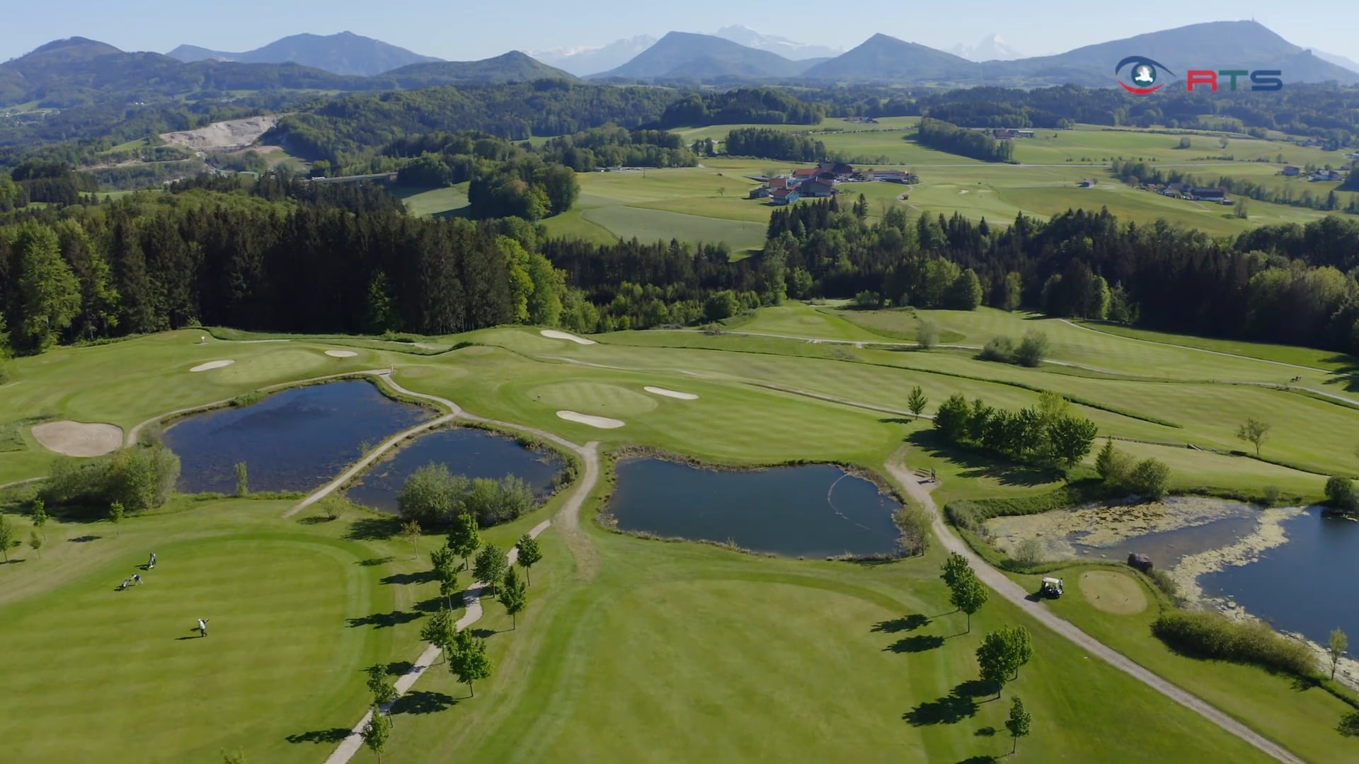 auf-den-salzburger-golfclubs-darf-wieder-abgeschlagen-werden