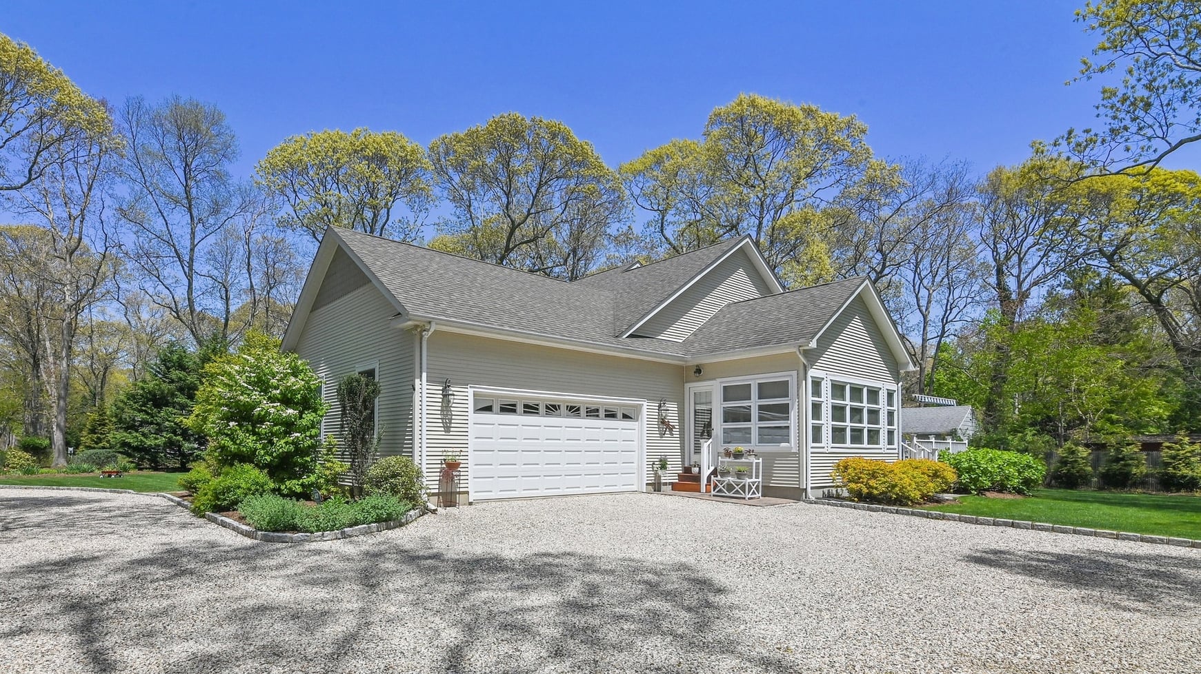 1115 Arrowhead Lane, Peconic, NY 11958 Aerial Video on Vimeo