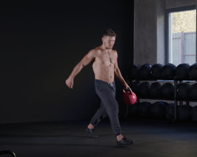 Kettlebell Switching Hand Lunges