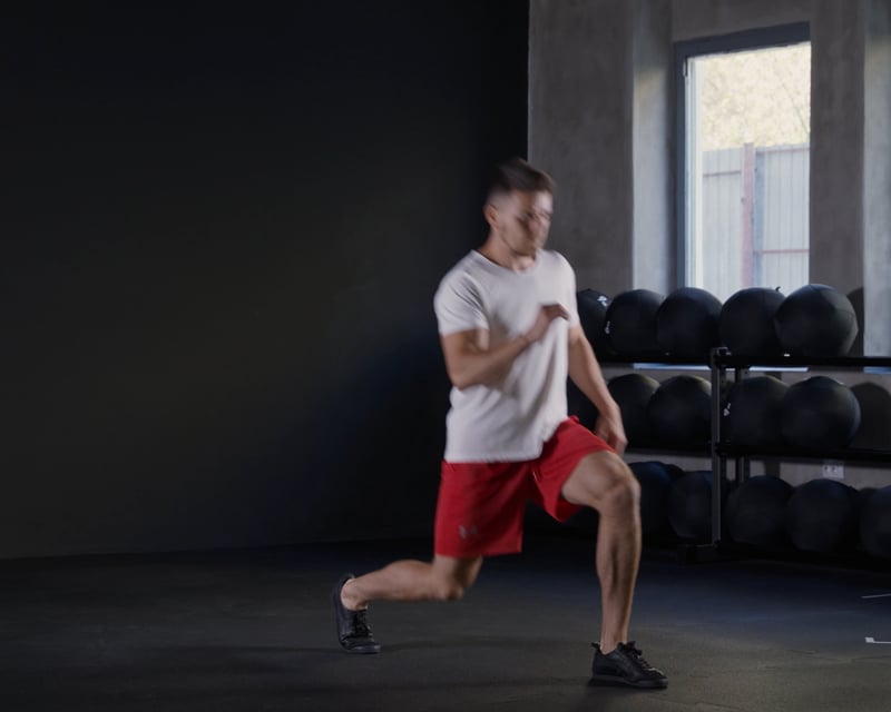 Back And Forth Lunges