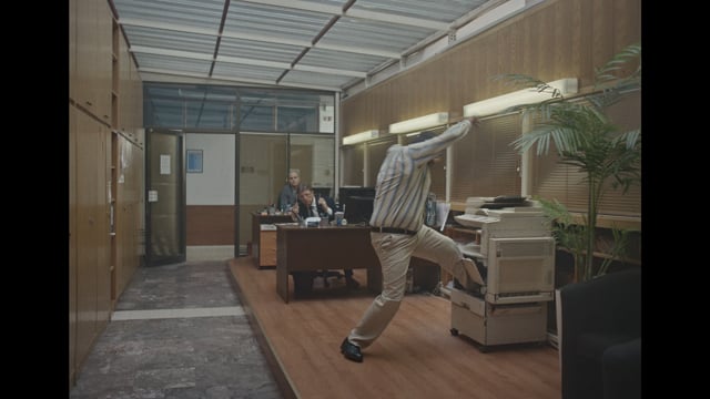 Hilarious Commercial See's Everything Going Wrong