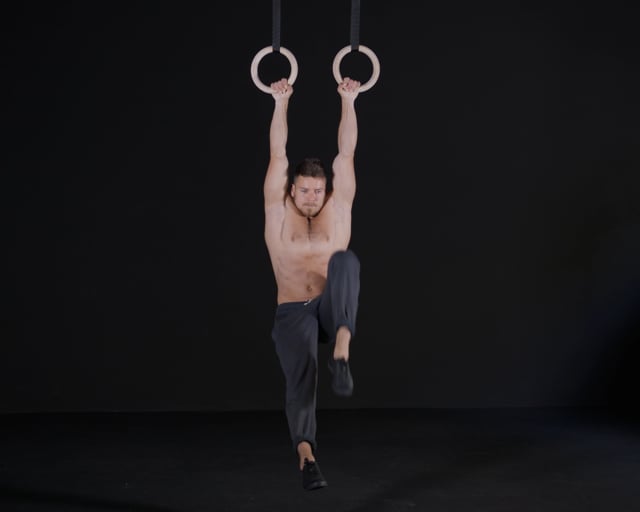 Hanging Alternating Ring Knee Raises