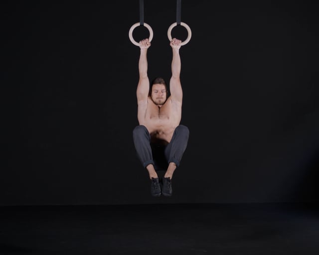 Hanging Ring Tuck L-Sit Hold