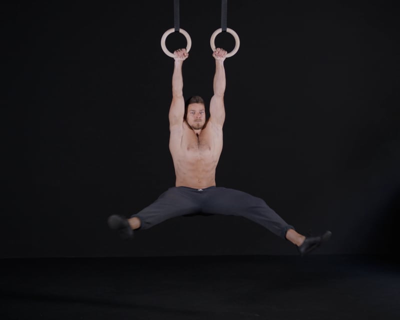 Hanging L-Sit Hold - Rings