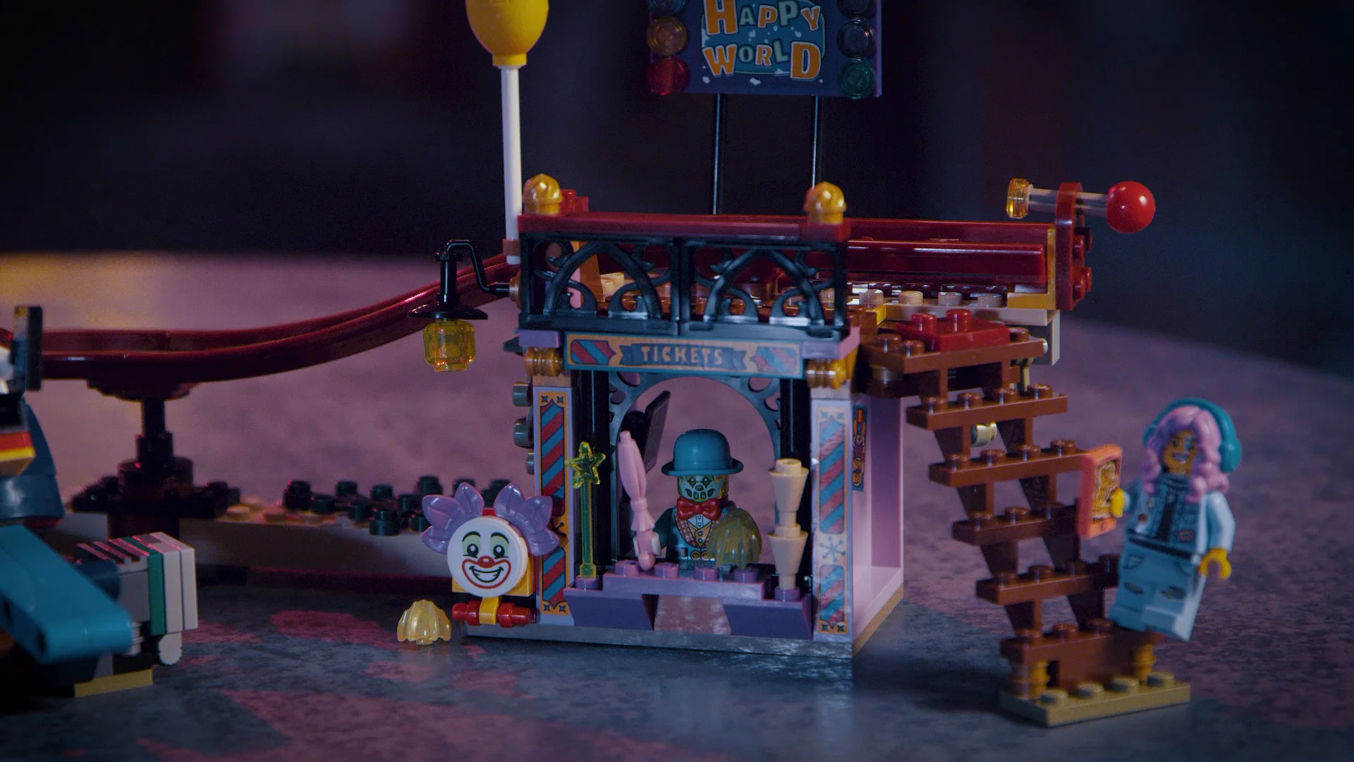 Hidden side lego cheap fairground