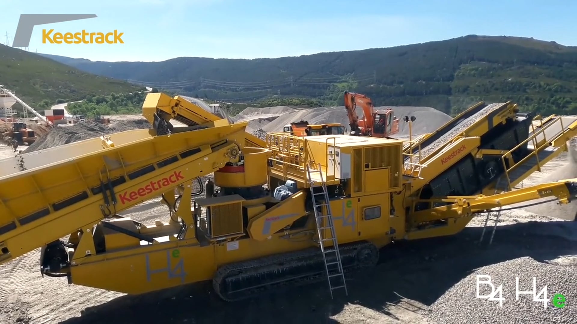 Keestrack H4e cone crusher with 3-deck after screenwebbanner