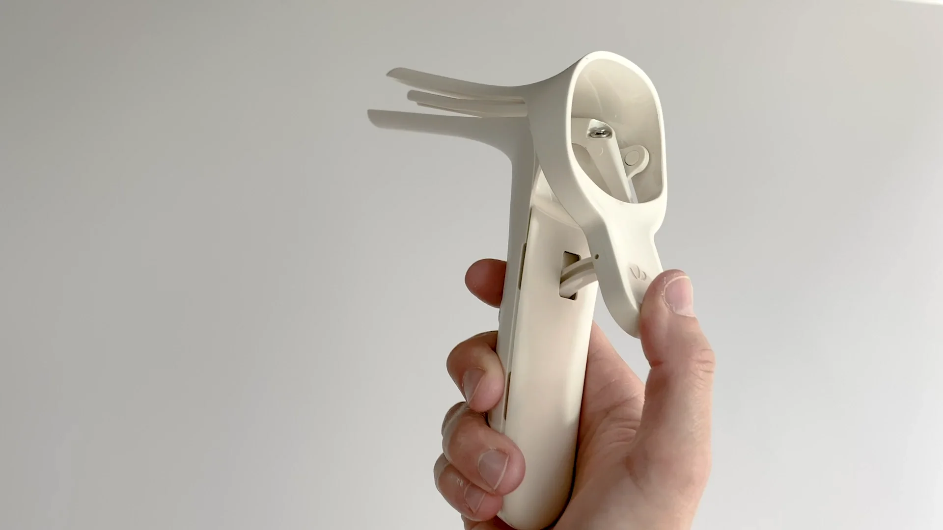 Nella NuSpec Reusable Speculum - Vimeo
