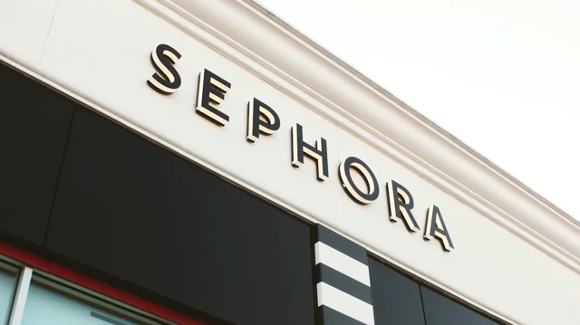 Sephora to Take a Measured and Supportive Approach to Reopening Select  Retail Locations in the US – Sephora Newsroom